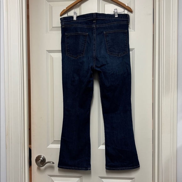 VERONICA BEARD CAROLYN BABY BOOT HIGH RISE JEANS - Picture 5 of 8